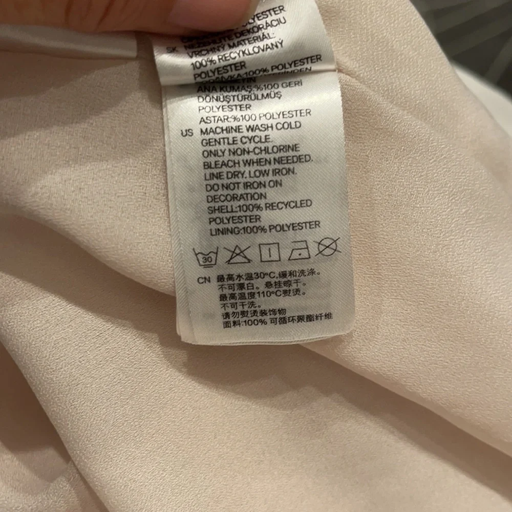 𝅺H&M Conscious Collection Ruffle Cream Muslin water fall Dress - Picture 7 of 9